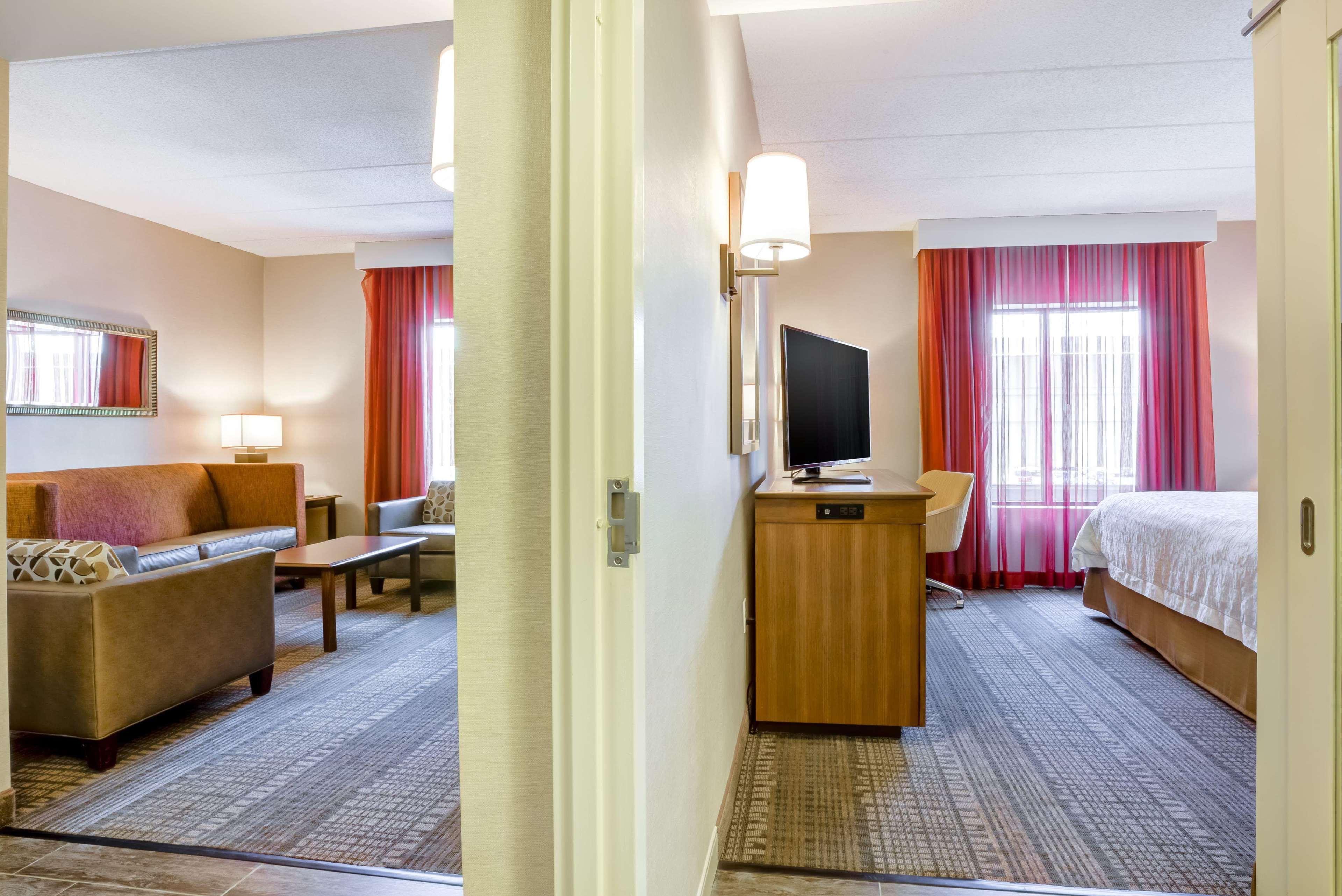 Hampton Inn Boston-Норвуд Екстер'єр фото