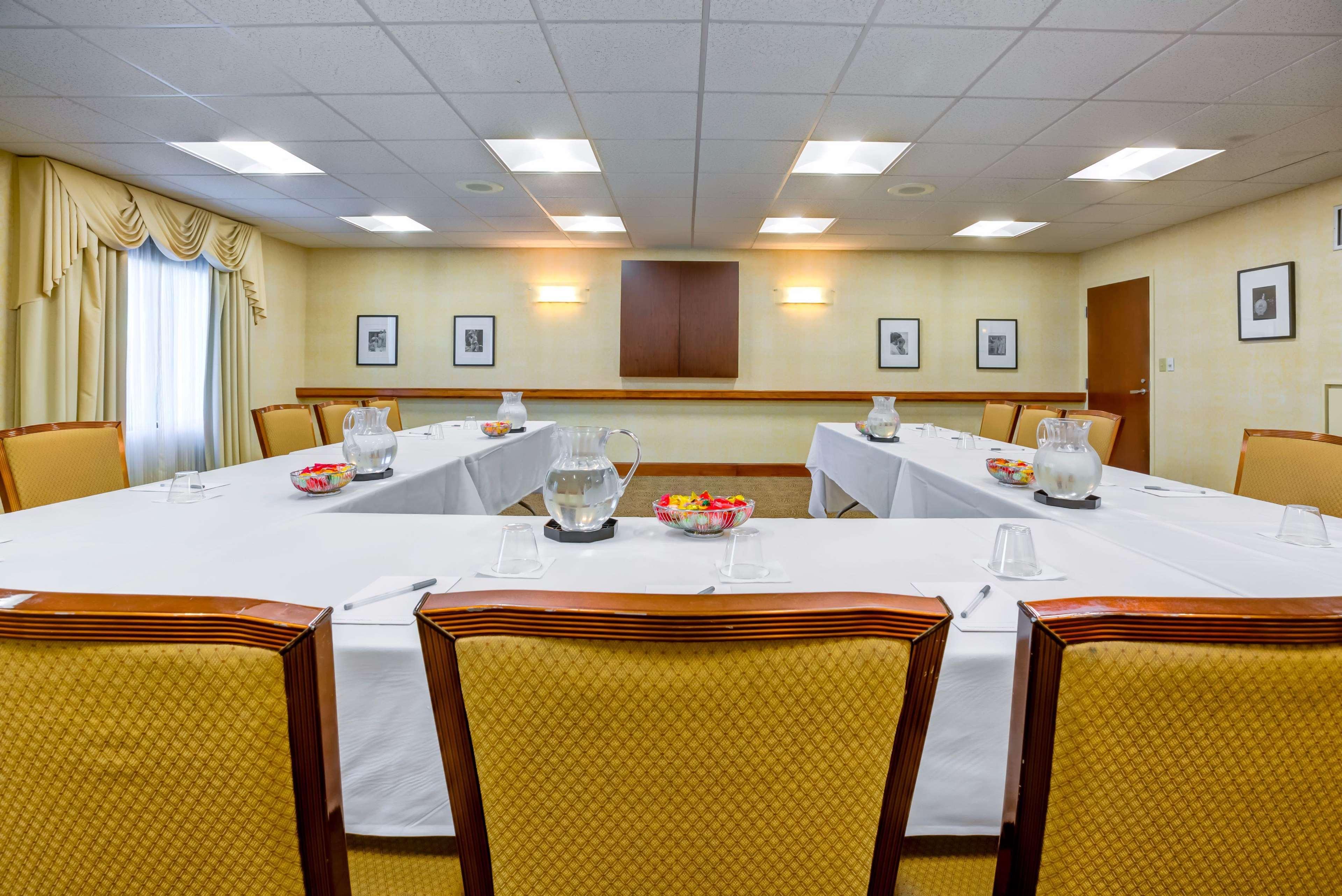 Hampton Inn Boston-Норвуд Екстер'єр фото