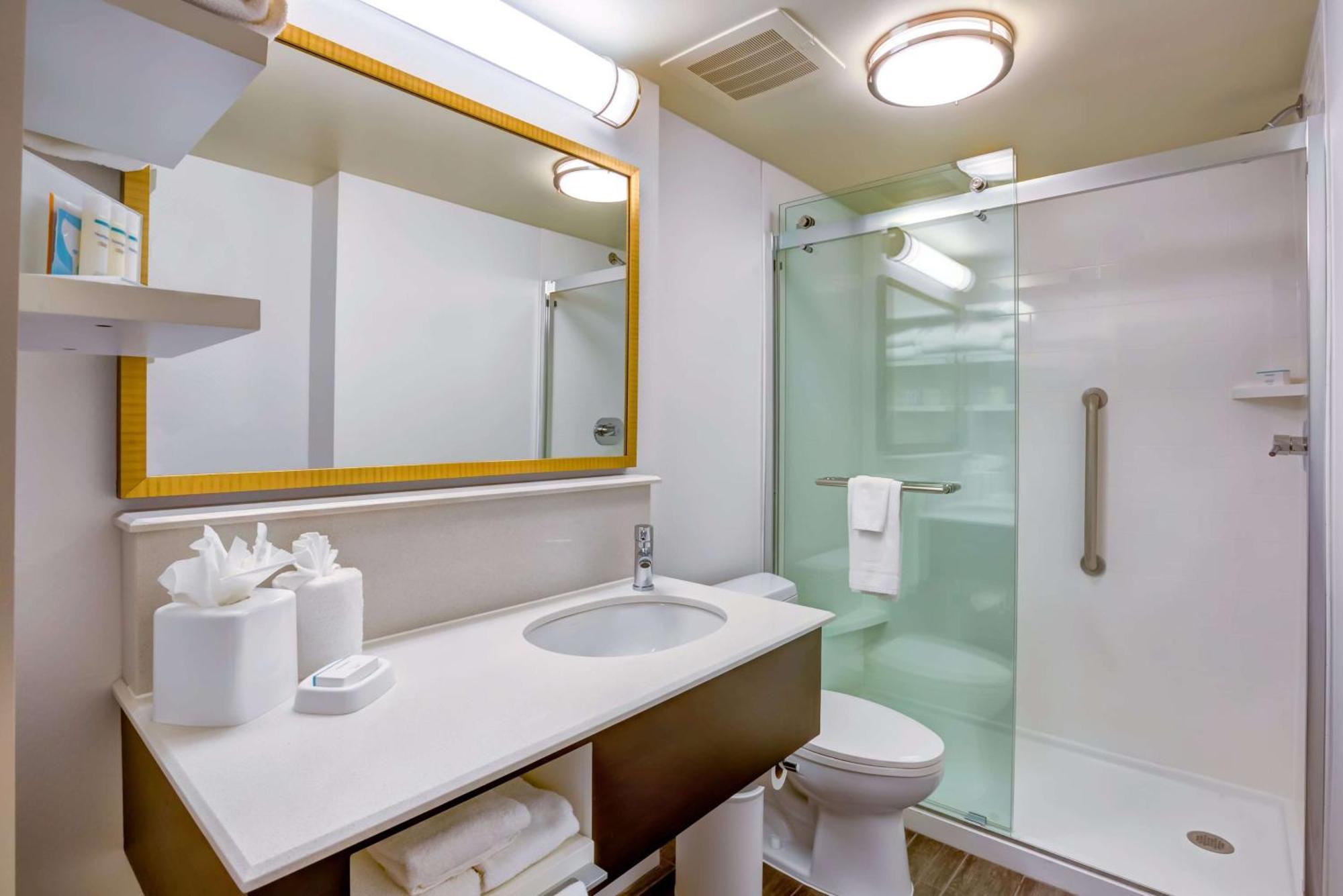 Hampton Inn Boston-Норвуд Екстер'єр фото