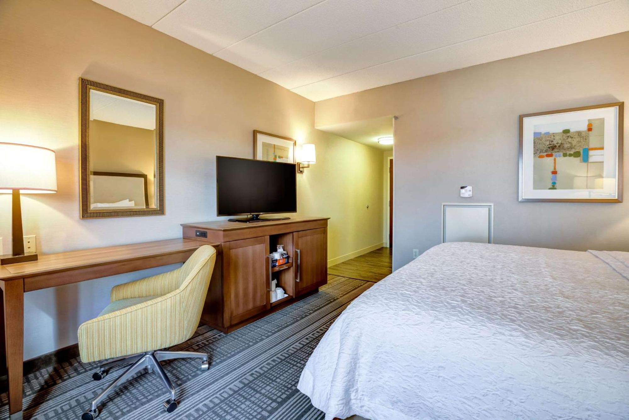 Hampton Inn Boston-Норвуд Екстер'єр фото