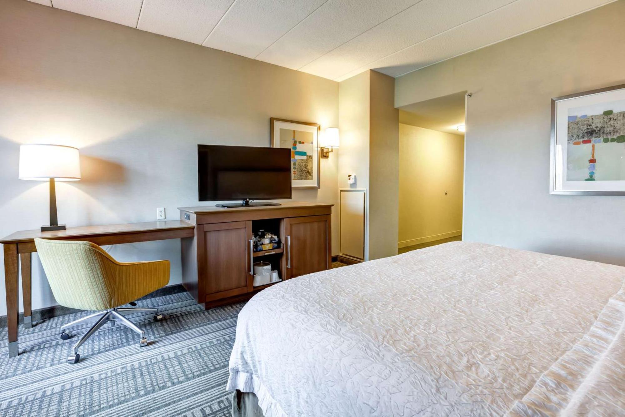Hampton Inn Boston-Норвуд Екстер'єр фото