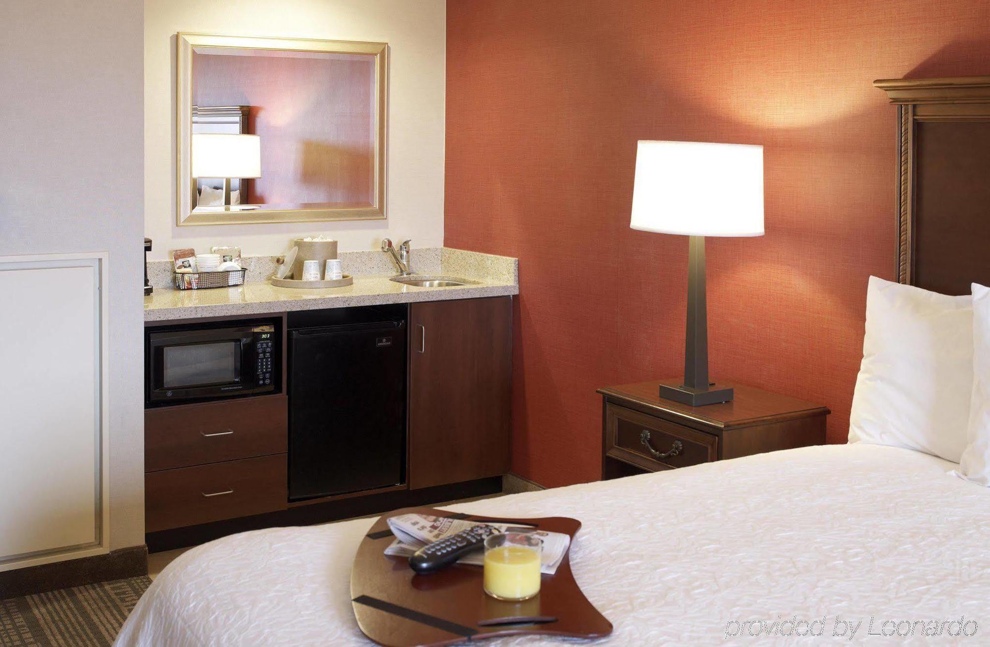 Hampton Inn Boston-Норвуд Екстер'єр фото