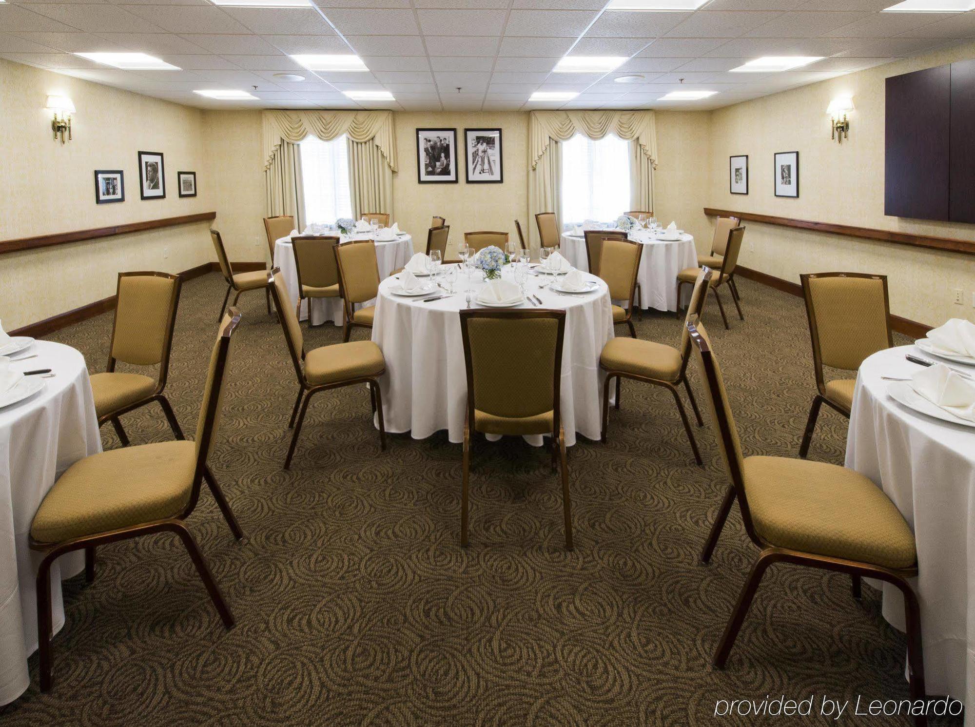 Hampton Inn Boston-Норвуд Екстер'єр фото